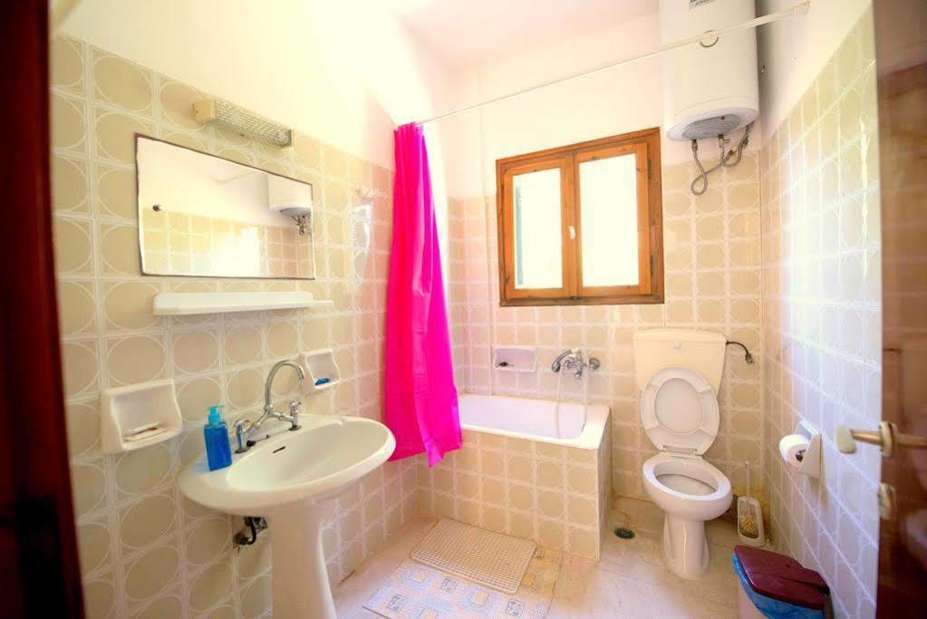 Katerina Pool Apartments Acharavi  Exterior foto