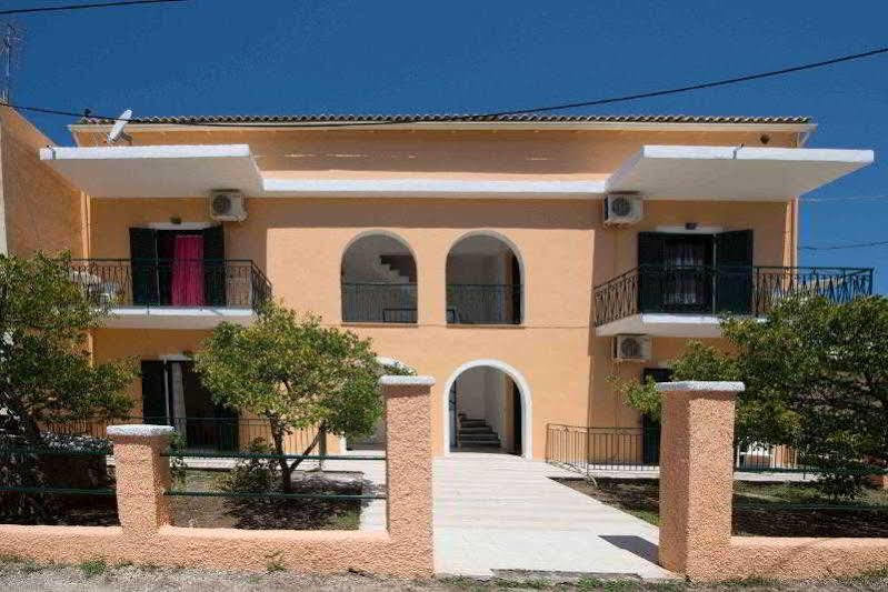 Katerina Pool Apartments Acharavi  Exterior foto